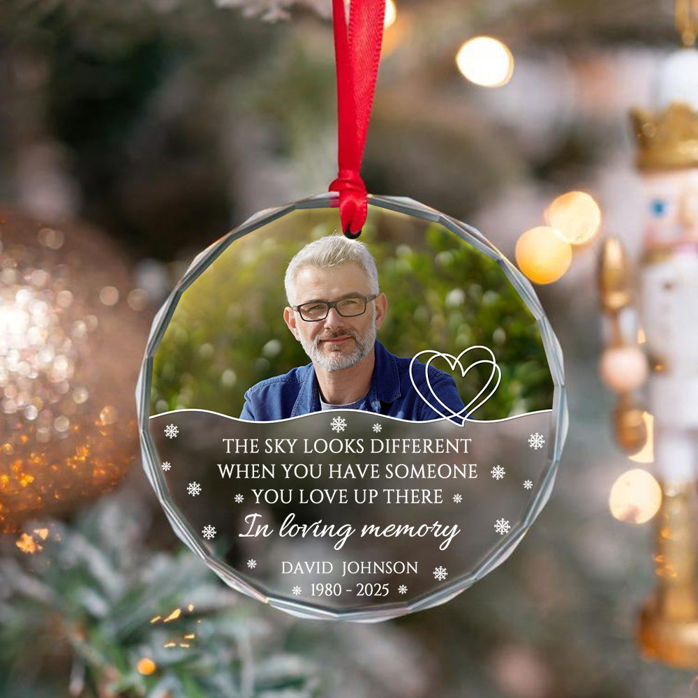Sympathy Gifts, Memorial Ornament, The Sky Looks Different When You Have Someone You Love Up There Circle Glass Ornament For Loss Of Mom Dad, Xmas Tree Decoration, Funeral Gifts