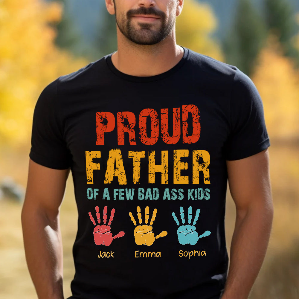 Cool Gifts For Dad, Proud Father Of A Few Badass Kids Handprint Retro, Personalized T-Shirt, Gifts For Daddy Father From Daughter Son, Short Sleeve Tops Tee Shirt, Gifts For Birthday