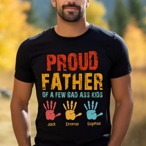 Cool Gifts For Dad, Proud Father Of A Few Badass Kids Handprint Retro, Personalized T-Shirt, Gifts For Daddy Father From Daughter Son, Short Sleeve Tops Tee Shirt, Gifts For Birthday