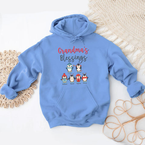 Personalized T-Shirt For Grandma From Grandchildren Gifts For Grandparents Cute Cartoon Penguins Grandma's Blessings Custom Name Short Sleeve Tee Shirt For Christmas Xmas Birthday