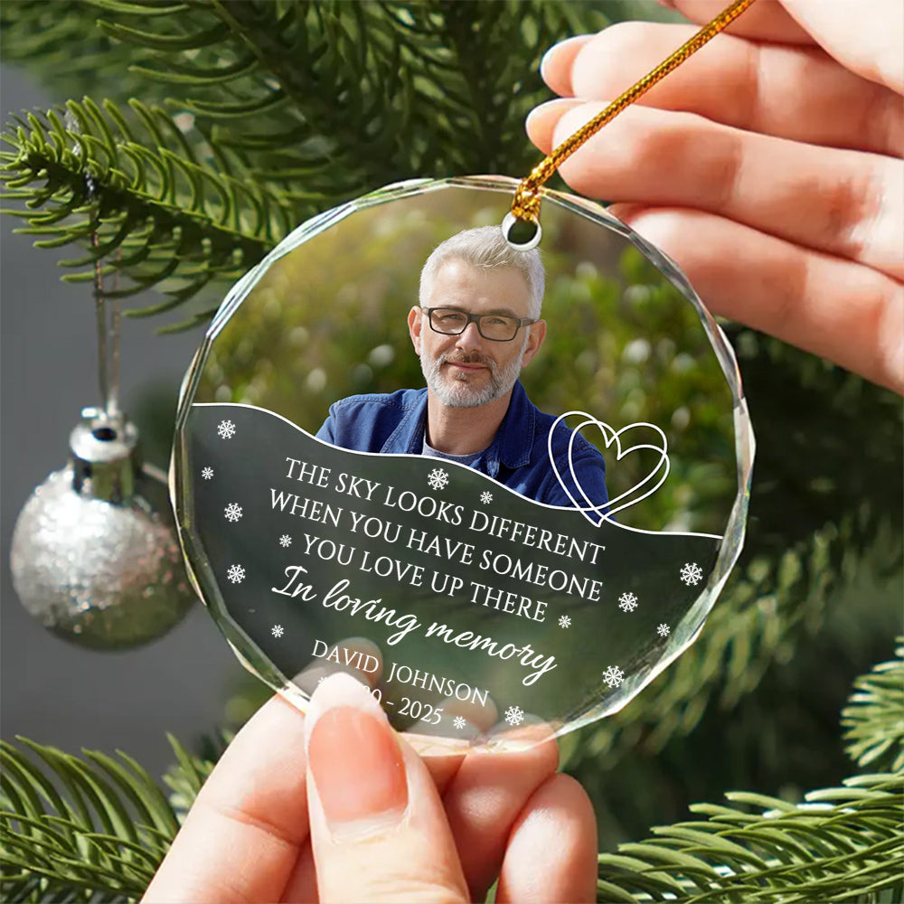 Sympathy Gifts, Memorial Ornament, The Sky Looks Different When You Have Someone You Love Up There Circle Glass Ornament For Loss Of Mom Dad, Xmas Tree Decoration, Funeral Gifts